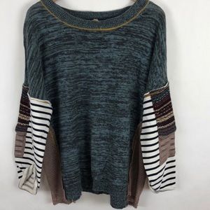 Gimmicks by BKE Sweater